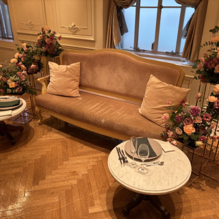 ソファのメイン席