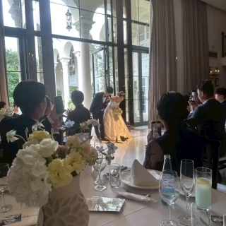 ガーデン側からの披露宴入場