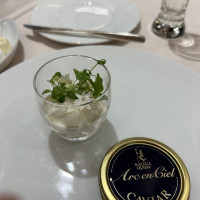 キャビアがとても美味しく、量も多かった