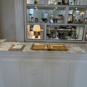 受付けカウンターです|770968さんのアーヴェリール迎賓館（富山）/テイクアンドギヴ・ニーズウェディングの写真(2537190)