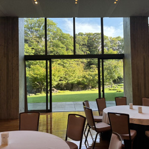 落ち着いた披露宴会場|770990さんの国際文化会館（International House of Japan）の写真(2537327)