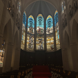 クラシカルな雰囲気の綺麗なチャペルです