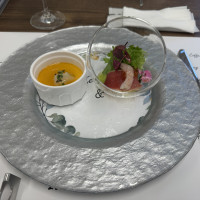 料理を決める際、試食会も参加できました。