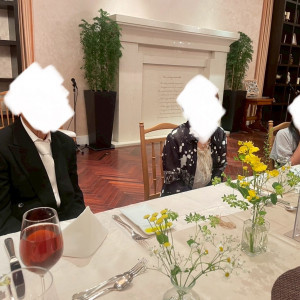 ナチュラルな雰囲気が出る小花の装花です。|771058さんの南青山サンタキアラ教会の写真(2537659)