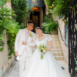 緑いっぱいのナチュラルかつオシャレなエントランス|771096さんのロザンジュイア広尾迎賓館（LOSANGEIA）の写真(2537866)