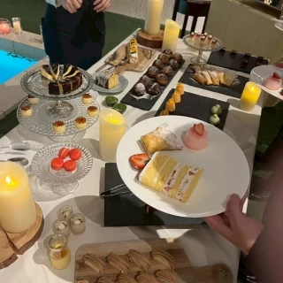 デザートビュッフェ