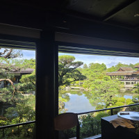 披露宴会場からみえる神苑です。