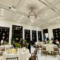 披露宴会場新郎側