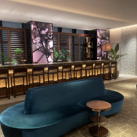 待っている場所はとってもシックで素敵です