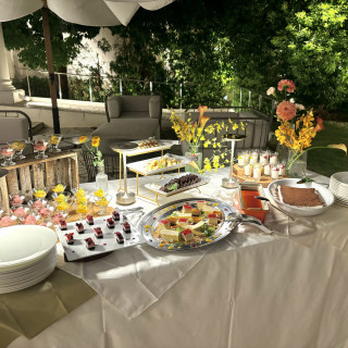 メイン席に合わせてデザートビュッフェの装飾も同じように!