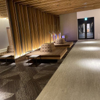 式場前のロビーの雰囲気もモダンでとても良かったです。