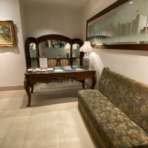 ロビーの雰囲気も落ち着いた感じで良かったです。|771274さんのレストランひらまつ博多の写真(2553856)