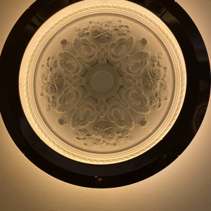 間接照明がとてもお洒落でした。|771274さんのレストランひらまつ博多の写真(2553854)