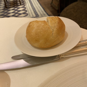 パンがあつあつでとても美味しいかったです。|771274さんのレストランひらまつ博多の写真(2553838)