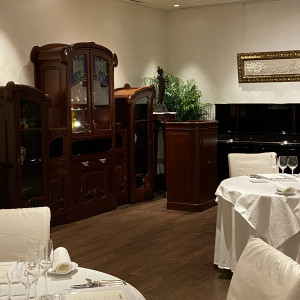 披露宴会場の雰囲気もレトロな感じでお洒落でした。|771274さんのレストランひらまつ博多の写真(2553849)