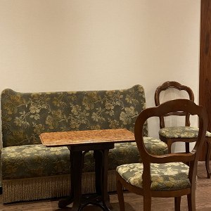 ロビーの椅子などもレトロな感じでお洒落でした。|771274さんのレストランひらまつ博多の写真(2553853)