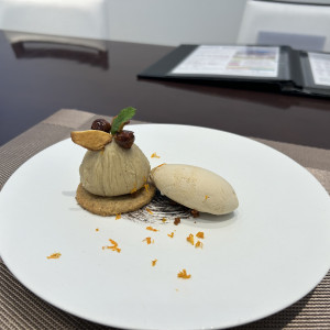 試食のモンブランとほうじ茶のアイスです。|771291さんのプレジール迎賓館の写真(2538840)