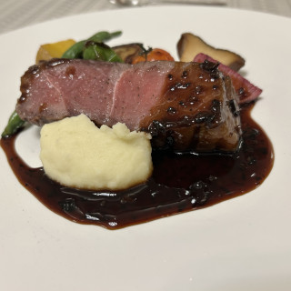 メインのお肉はロースなのにあぶらのっていって柔らか