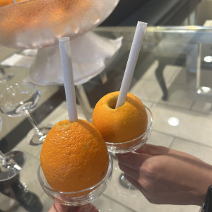 ウェルカムパーティーで飲める生オレンジジュース|771388さんのアルカンシエル luxe mariage 大阪（アルカンシエルグループ）の写真(2539025)