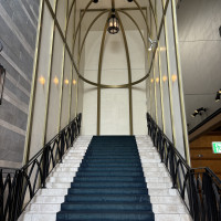 チャペルから披露宴会場に移動するときに通る階段