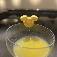 ウェルカムドリンク。
ミッキーになっていて可愛い。