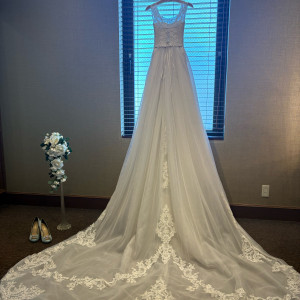 当日着用のドレスがメイクルームに飾られています。|771590さんのアルタビスタガーデンの写真(2540455)