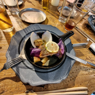 サーモンのグリルが野菜と合い美味しくいただきました。