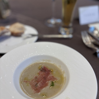 濃厚で美味しいスープでした！