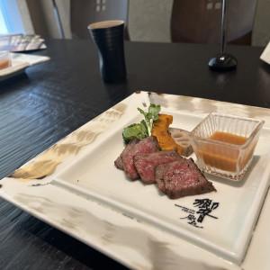 試食会でのお肉料理|771768さんの響 風庭 赤坂の写真(2540828)