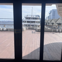 参列者から船首のチャペル景色