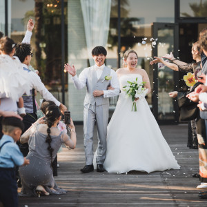 フラワーシャワー|771880さんのコットンハーバークラブ(横浜)/テイクアンドギヴ・ニーズウェディングの写真(2541647)