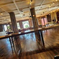 カジュアルな披露宴会場