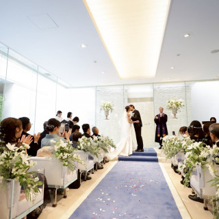 挙式の最後尾から撮った写真です