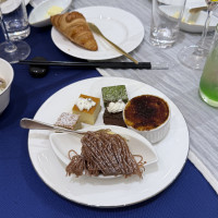デザートはビュッフェ形式でした