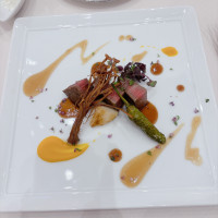 メインの肉料理