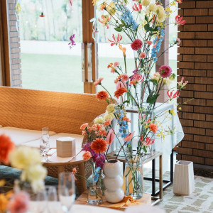 高砂周りの装花|772013さんのAMANDAN TERRACE ~アマンダンテラス~の写真(2571421)