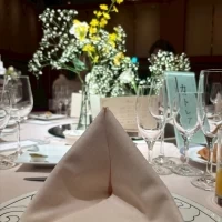 披露宴会場席です