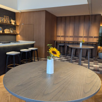 ラウンジ