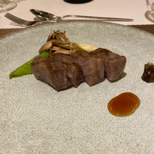 メインのお肉料理
焼き方を選べました◎|772101さんのザ マークグランドホテル（THE MARK GRAND HOTEL）の写真(2571326)