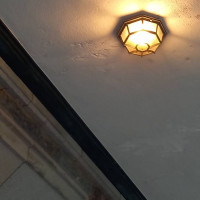 入り口の灯り