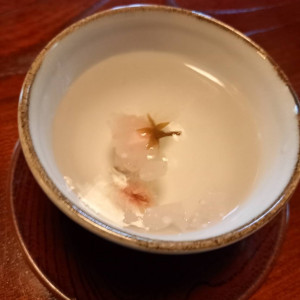 親族控室でのお茶|772142さんの旧細川侯爵邸(和敬塾本館・東京都指定有形文化財)の写真(2545051)