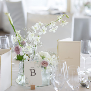 テーブルコーディネートの小花スタイルです|772177さんの日本平ホテルの写真(2544058)