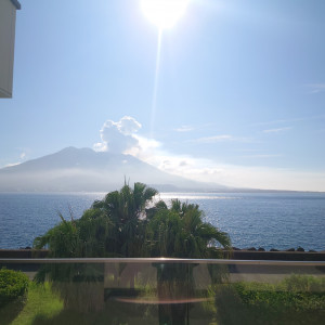 ロビーからみえる桜島|772178さんのTHE BAYSUITE SAKURAJIMA TERRACE（ザベイスイートサクラジマテラス）の写真(2544075)