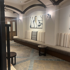 待合室は広いです。|772268さんのアンジェリカ ノートルダム/FIVESTAR WEDDINGの写真(2549453)