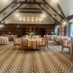 80名が入る披露宴会場|772268さんのアンジェリカ ノートルダム/FIVESTAR WEDDINGの写真(2549437)