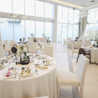 白ベースの披露宴会場にしました