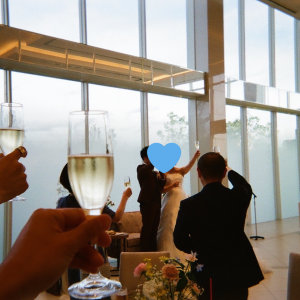 各テーブルに写ルンですを置きゲストに自由に撮ってもらいました|772274さんのララシャンスOKAZAKI迎賓館の写真(2579756)