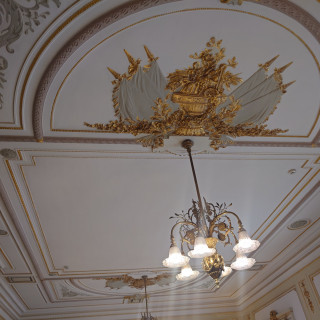 披露宴会場　麝香　天井