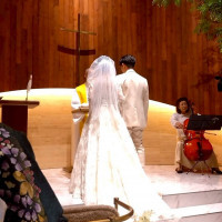 チャペルは木を感じられて素敵です