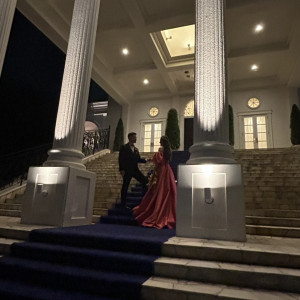 階段が長くとても特別感がありました。|772526さんのヒルサイドクラブ迎賓館（八王子）/テイクアンドギヴ・ニーズウェディングの写真(2545385)